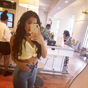 Meet your Posher, Miranda